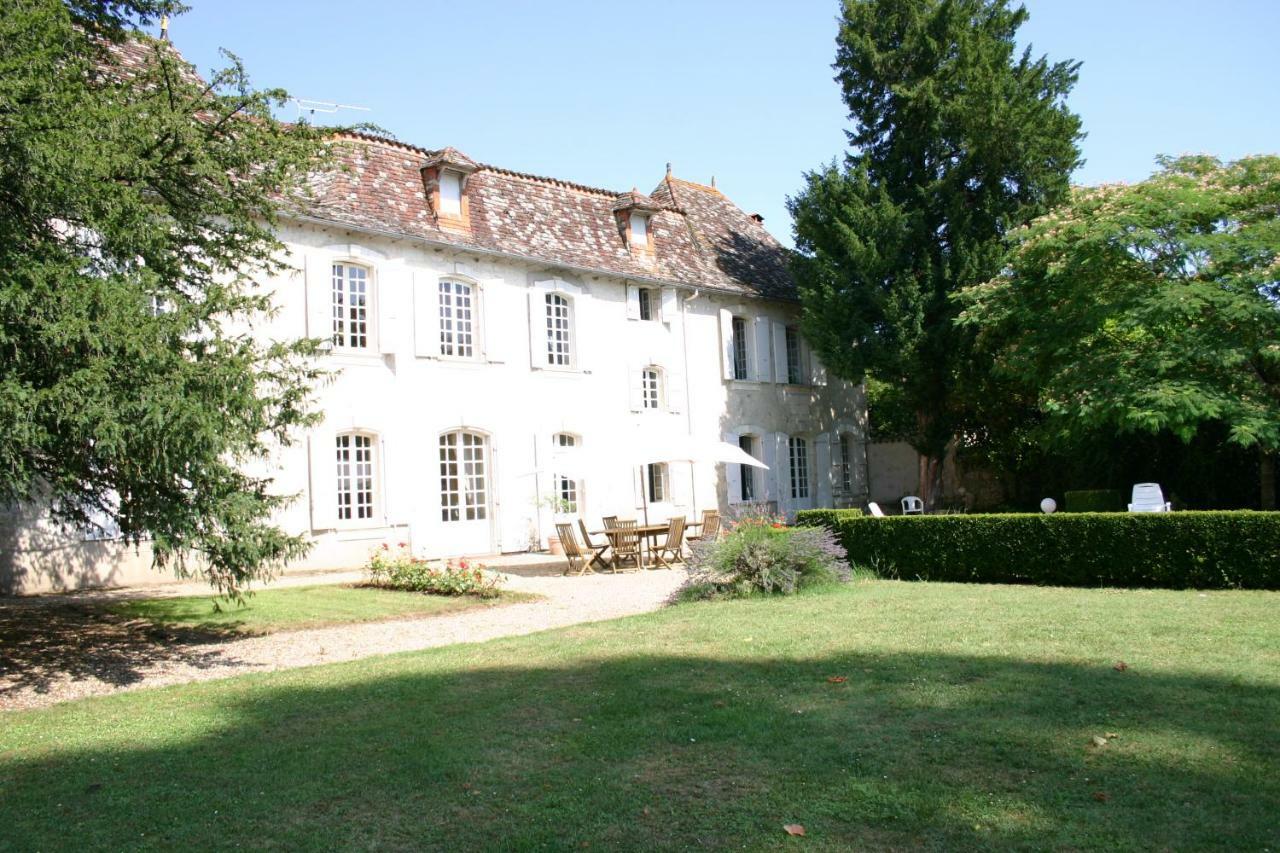 Chateau La Gentilhommiere Du Puits Notre-Dame 30 Rue De L'Eglise 24110 Saint Leon Sur L'Isle 外观 照片